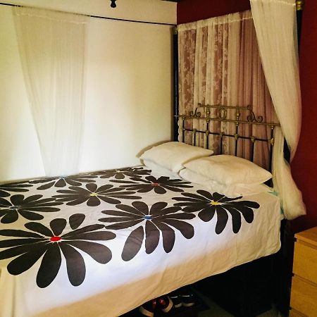 Artist Cottage In Dromolaxia Larnaca Exterior photo